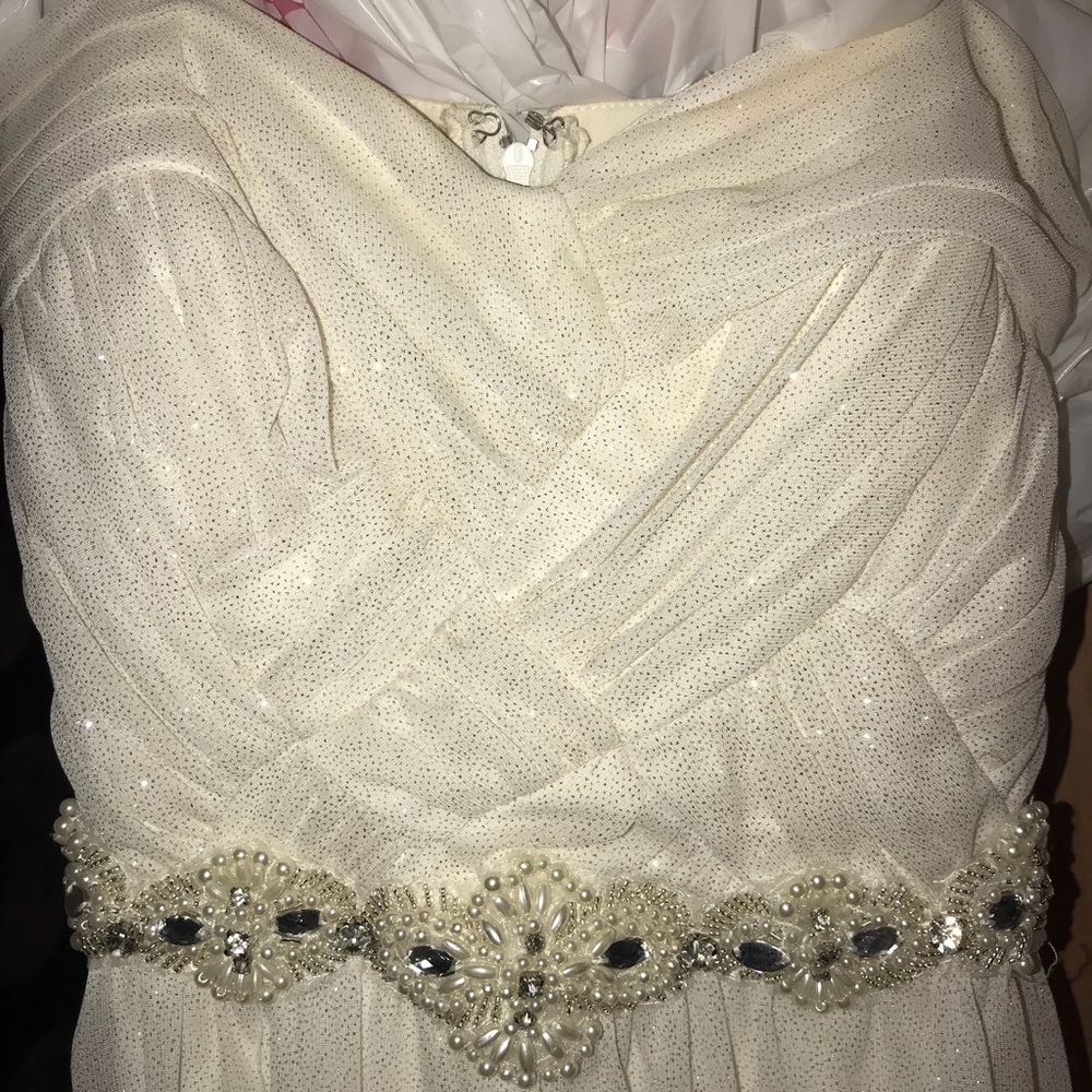 Strapless Formal Dress